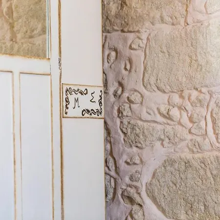 Tholos Villa Khromonastírion